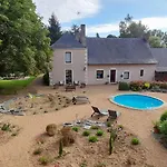 Maison d'hôtes Domaine De Vaufleury - La Maison De L'escuiller Bourg-Philippe