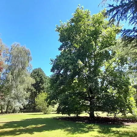 Domaine De Vaufleury - La Maison De L'escuiller 3*