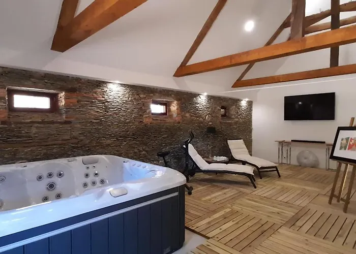 Domaine De Vaufleury - La Maison De L'escuiller 3* Bourg-Philippe