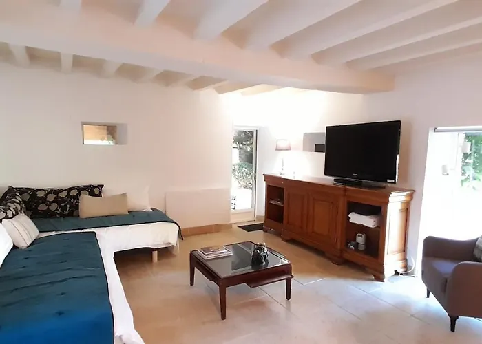 Domaine De Vaufleury - La Maison De L'escuiller Bourg-Philippe