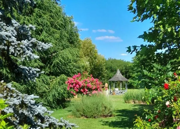 Domaine De Vaufleury - La Maison De L'escuiller Maison d'hôtes