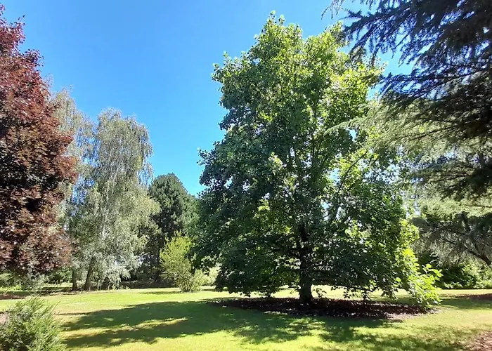 Domaine De Vaufleury - La Maison De L'escuiller 3*
